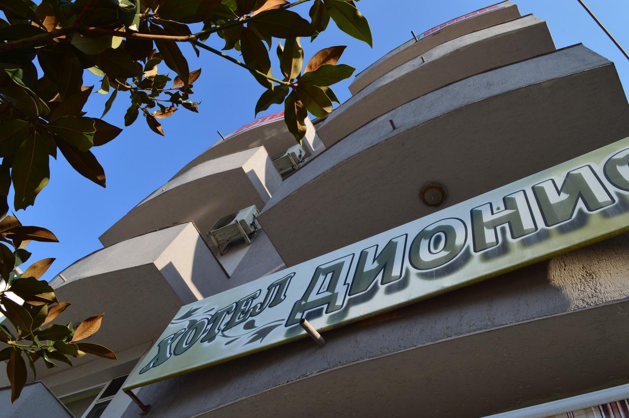 迪奥尼斯酒店 佩特里奇 外观 照片